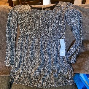 Brand new with tags, SIZE : SM